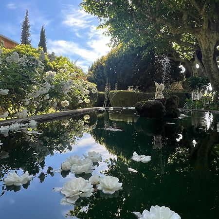 Le Pavillon De Galon Otel Cucuron Dış mekan fotoğraf